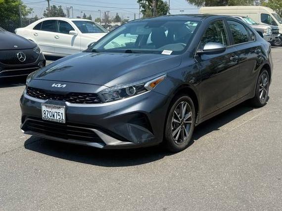KIA FORTE 2022 3KPF24AD0NE439047 image