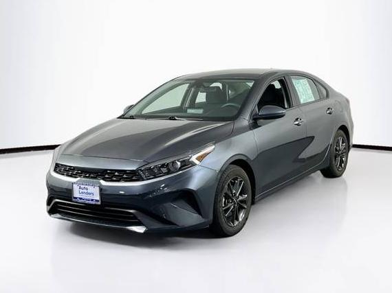 KIA FORTE 2022 3KPF24AD8NE495852 image