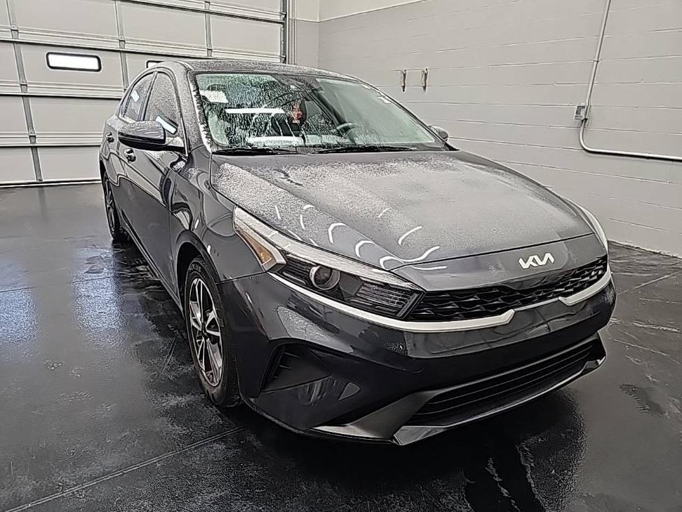 KIA FORTE 2022 3KPF24AD9NE486030 image