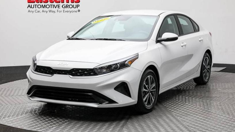 KIA FORTE 2022 3KPF24ADXNE487221 image