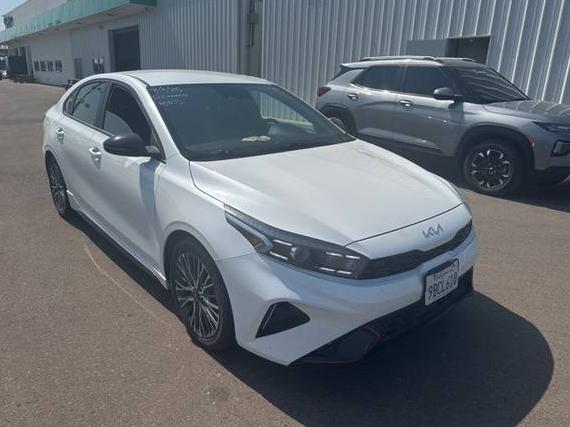 KIA FORTE 2022 3KPF54AD2NE472686 image