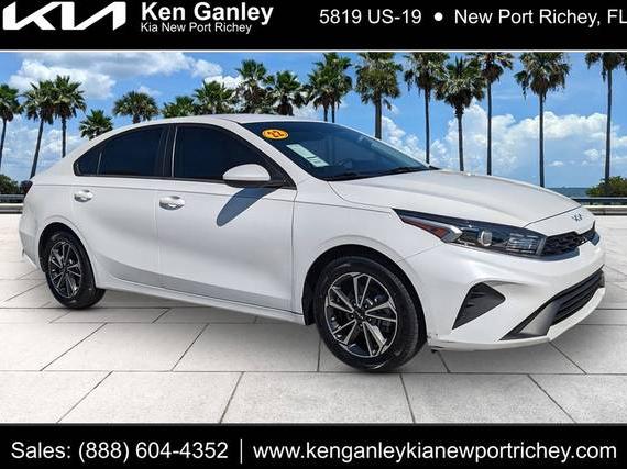 KIA FORTE 2022 3KPF24AD0NE437704 image