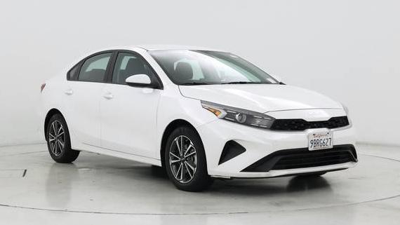KIA FORTE 2022 3KPF24AD7NE493414 image