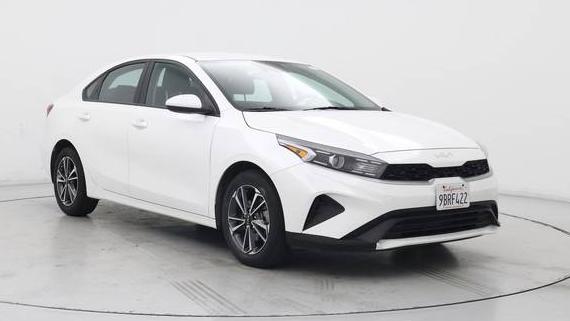 KIA FORTE 2022 3KPF24AD8NE495950 image