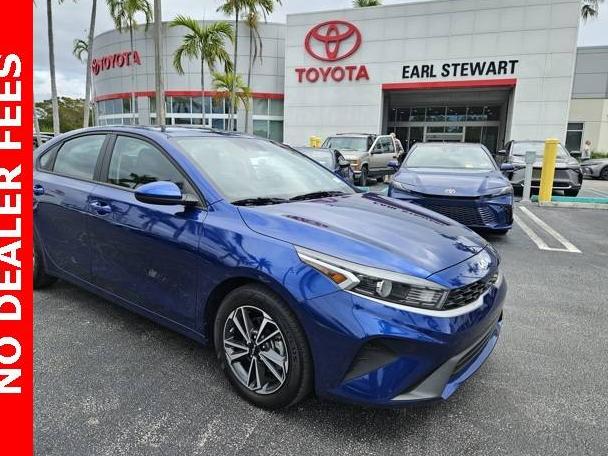 KIA FORTE 2022 3KPF24AD5NE493797 image