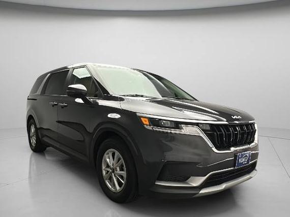 KIA CARNIVAL 2023 KNDNB4H37P6275152 image