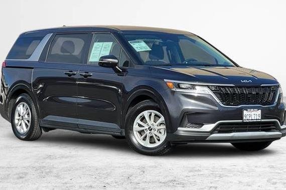 KIA CARNIVAL 2023 KNDNB4H38P6197299 image