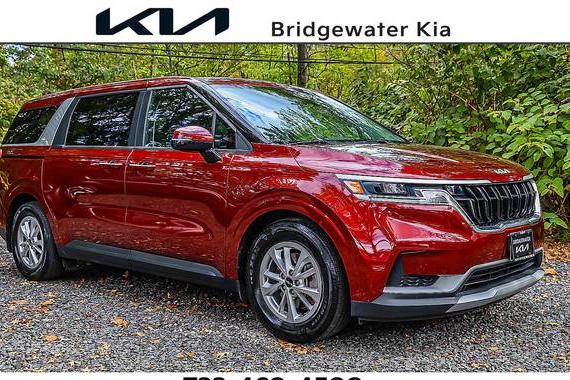 KIA CARNIVAL 2023 KNDNB4H33P6237370 image