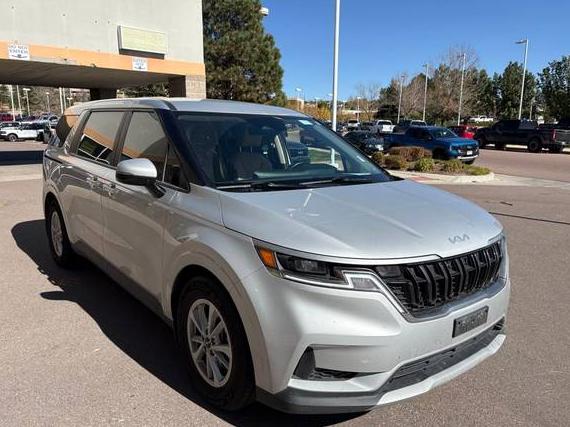 KIA CARNIVAL 2023 KNDNB4H34P6216334 image