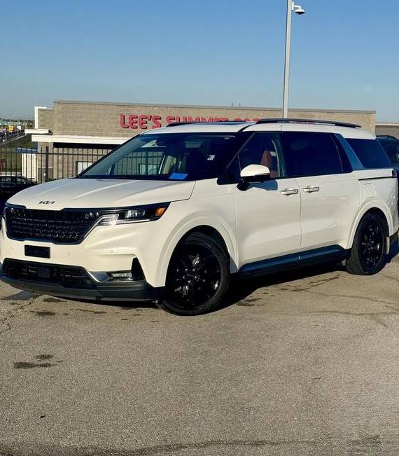 KIA CARNIVAL 2023 KNDNE5H32P6216409 image