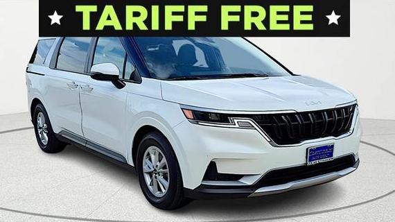 KIA CARNIVAL 2024 KNDNB4H34R6449018 image