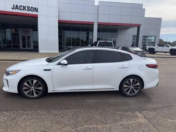 KIA OPTIMA 2016 5XXGV4L27GG015236 image