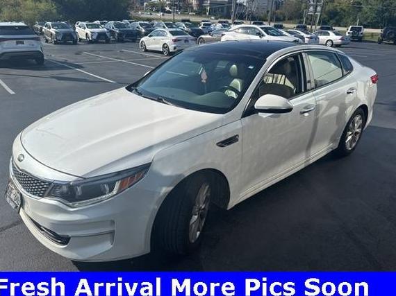 KIA OPTIMA 2016 5XXGU4L32GG075467 image