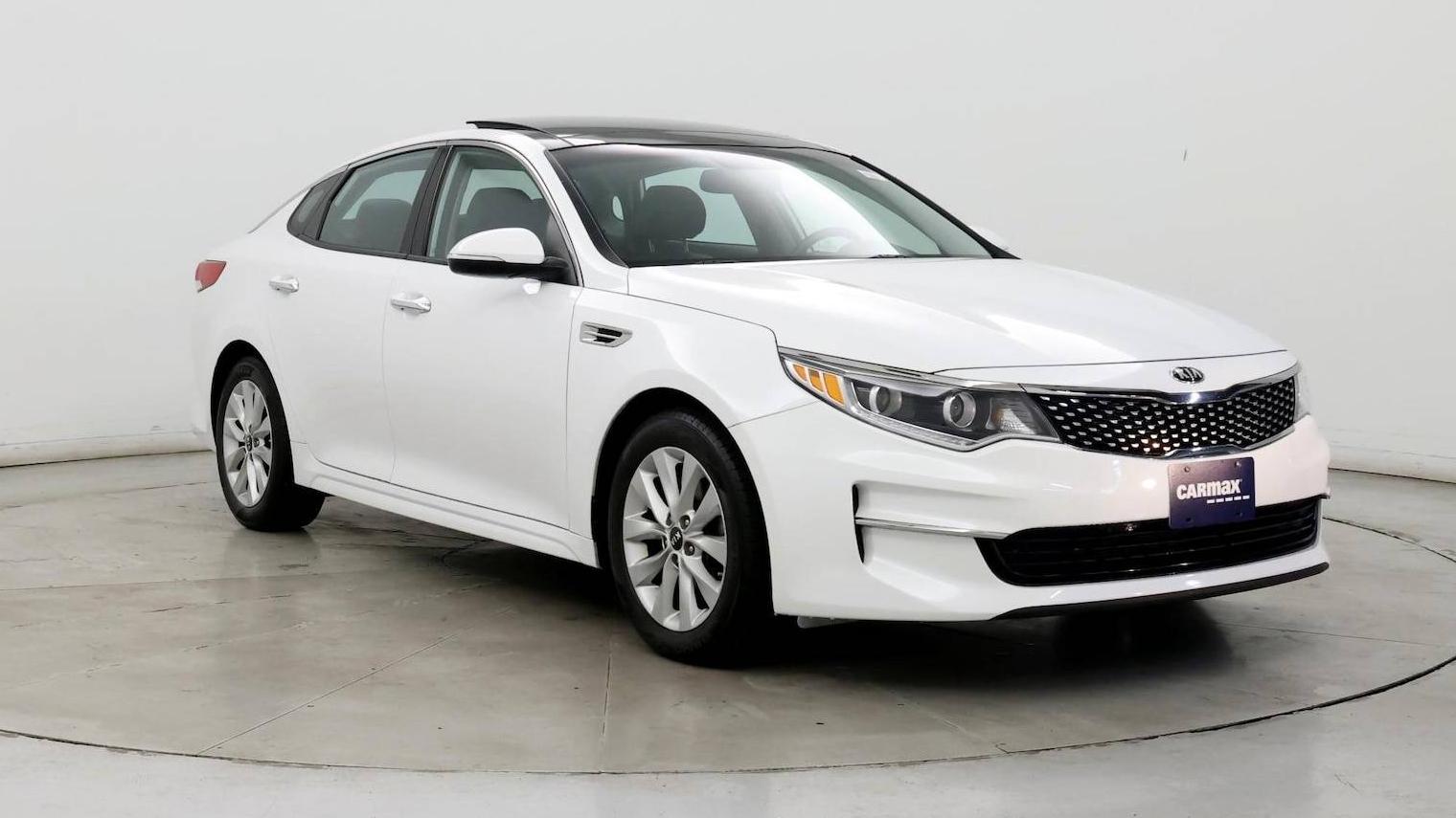 KIA OPTIMA 2016 5XXGU4L33GG086431 image