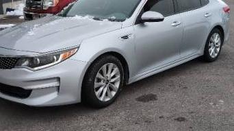 KIA OPTIMA 2016 5XXGU4L30GG068288 image