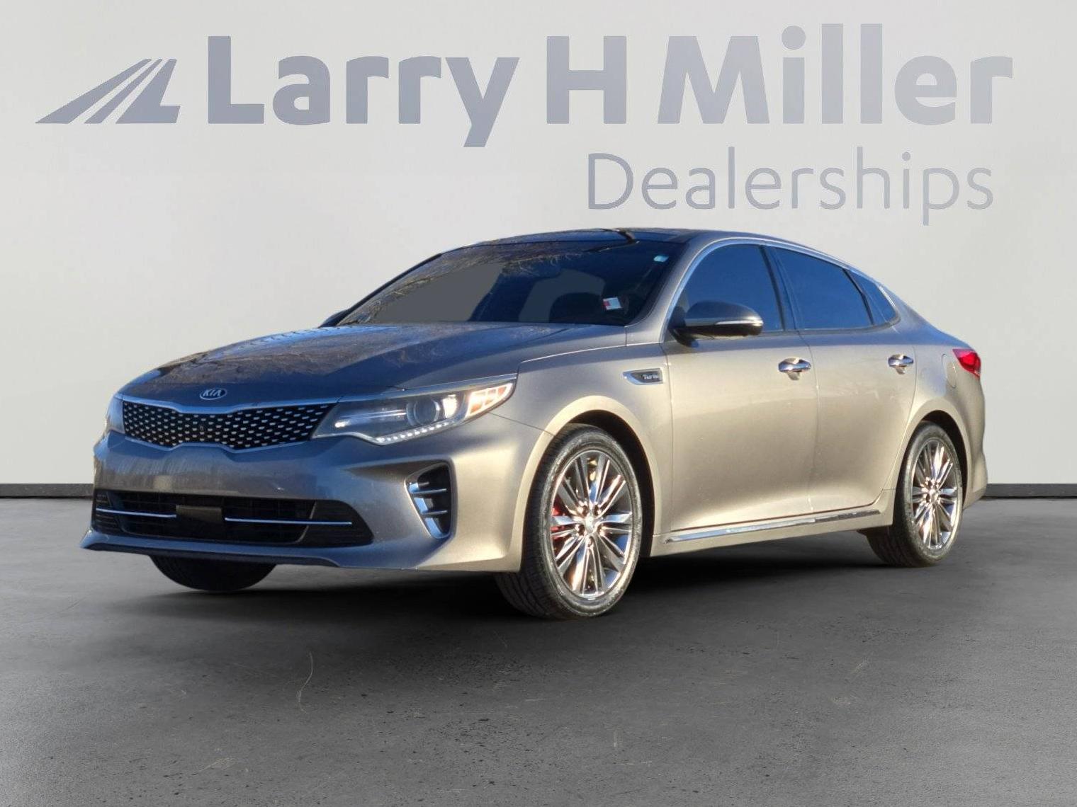 KIA OPTIMA 2016 5XXGV4L26GG111102 image