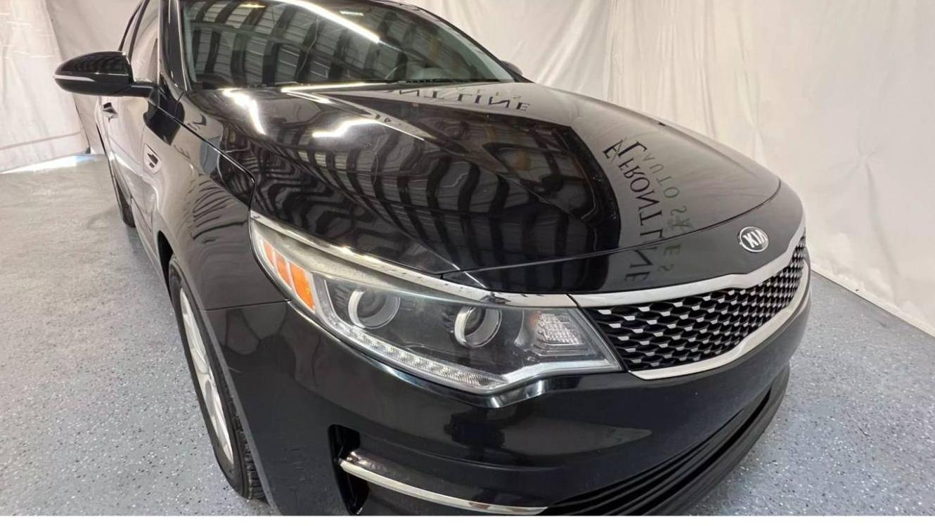 KIA OPTIMA 2016 5XXGU4L32GG023241 image