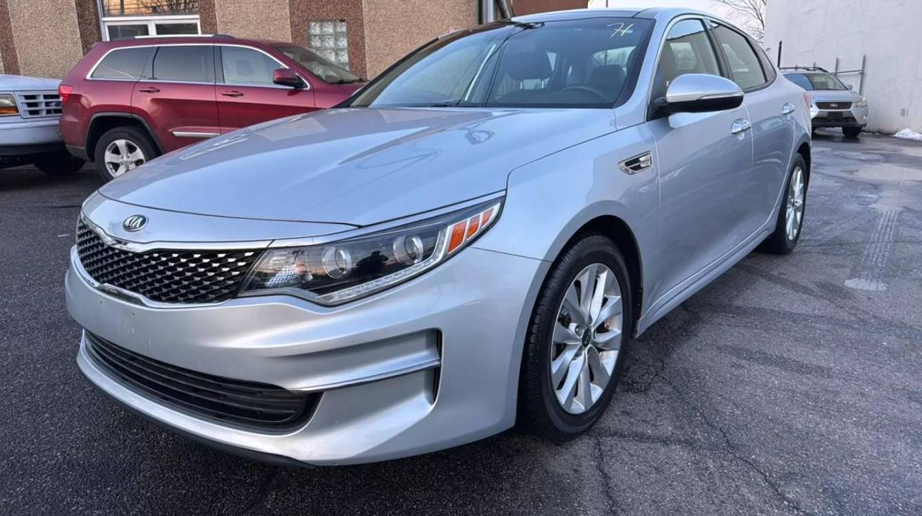 KIA OPTIMA 2016 5XXGU4L38GG111971 image