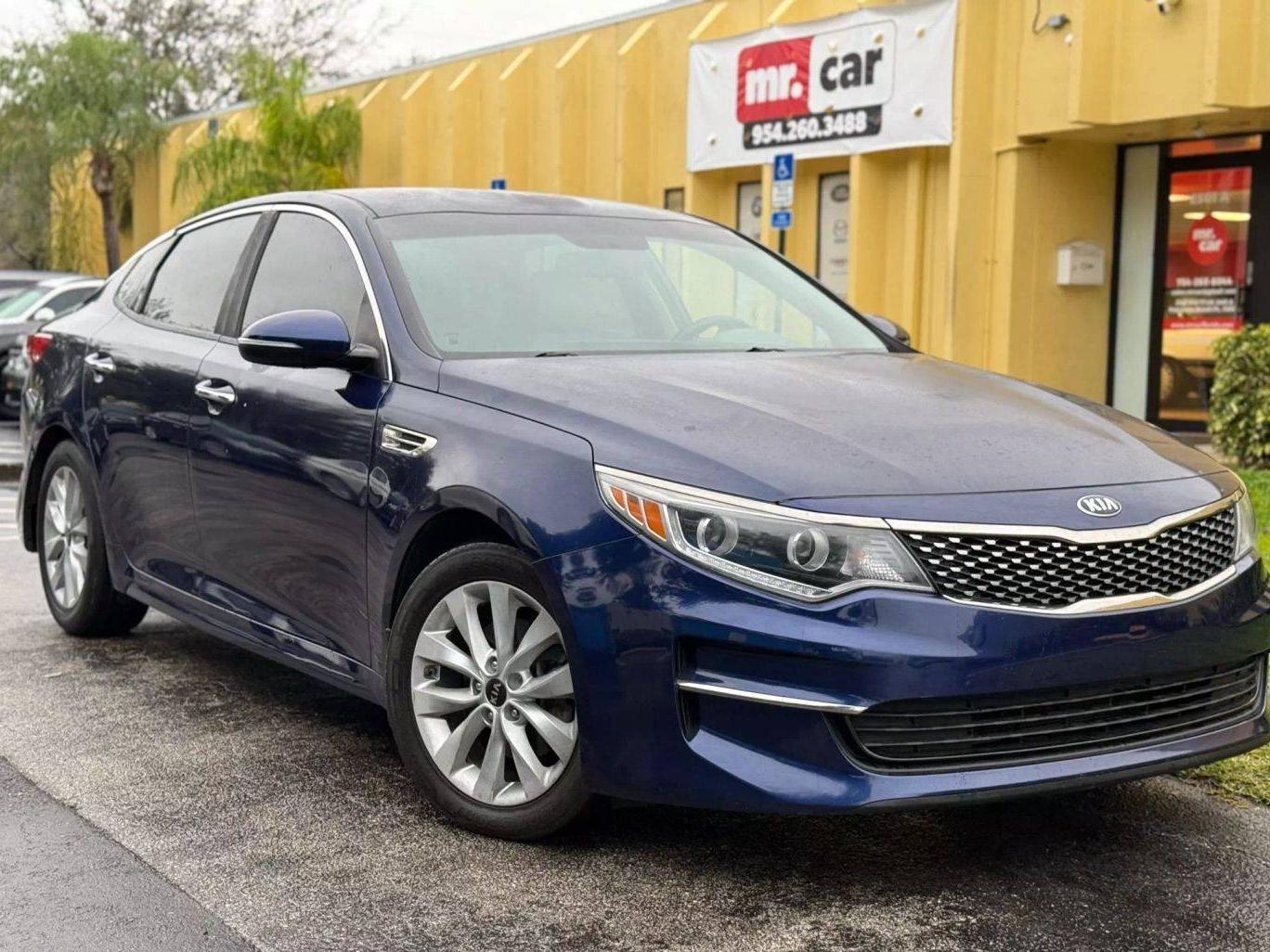 KIA OPTIMA 2016 5XXGU4L34GG018428 image