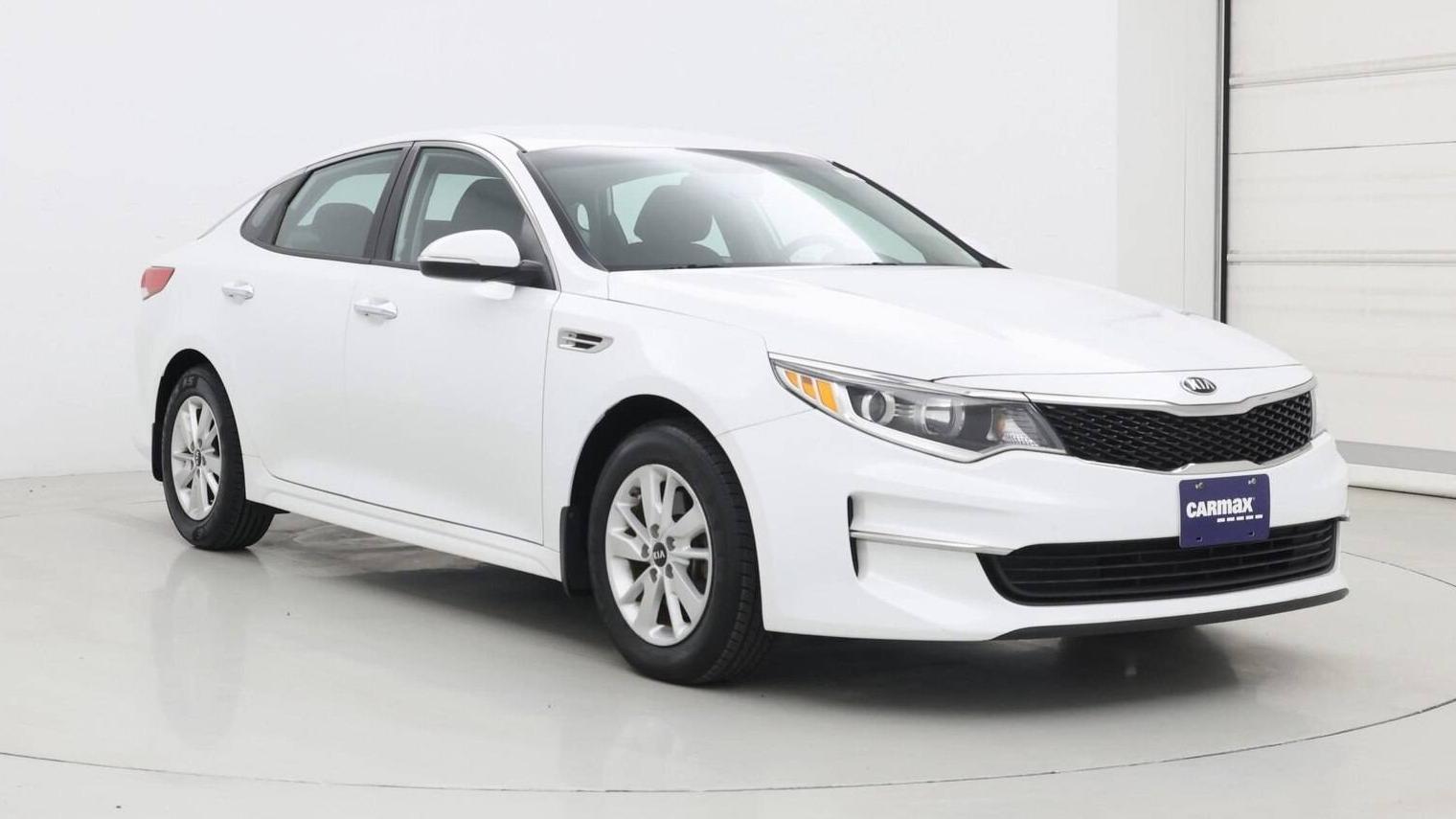 KIA OPTIMA 2016 5XXGT4L35GG095358 image