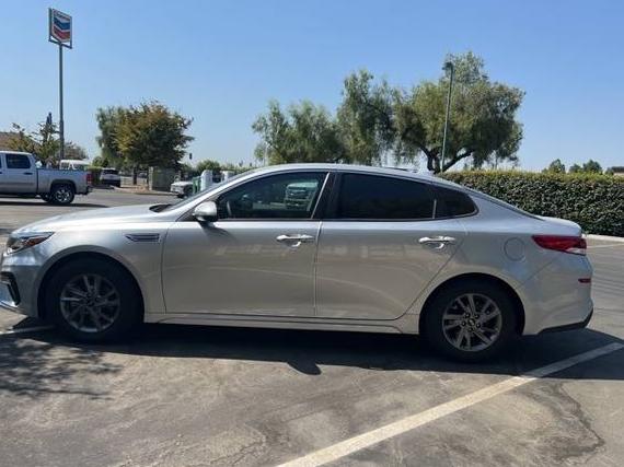 KIA OPTIMA 2019 5XXGT4L36KG337406 image KIA OPTIMA 2019 5XXGT4L36KG337406 image