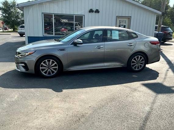 KIA OPTIMA 2019 5XXGU4L17KG300585 image KIA OPTIMA 2019 5XXGU4L17KG300585 image