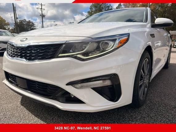 KIA OPTIMA 2019 5XXGU4L17KG341802 image