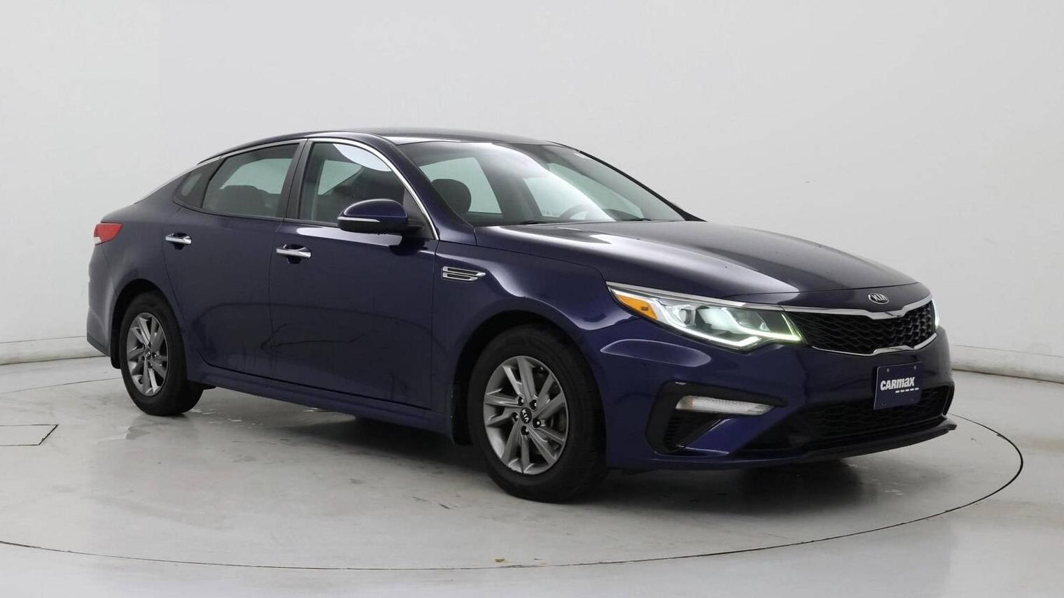 KIA OPTIMA 2019 5XXGT4L36KG303725 image