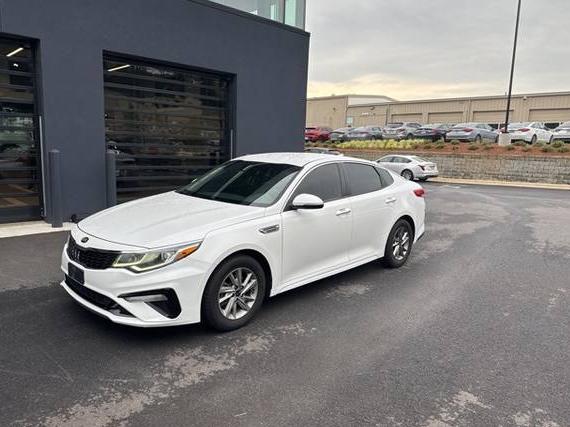 KIA OPTIMA 2019 5XXGT4L37KG307833 image KIA OPTIMA 2019 5XXGT4L37KG307833 image