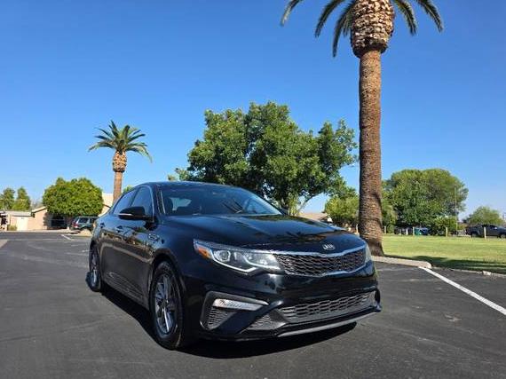 KIA OPTIMA 2019 5XXGT4L30KG338633 image