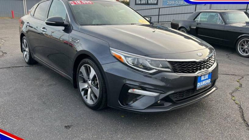 KIA OPTIMA 2019 5XXGT4L38KG305296 image