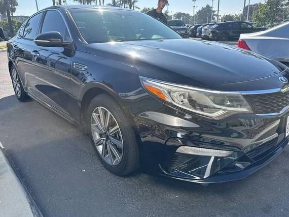 KIA OPTIMA 2019 5XXGU4L15KG272995 image KIA OPTIMA 2019 5XXGU4L15KG272995 image