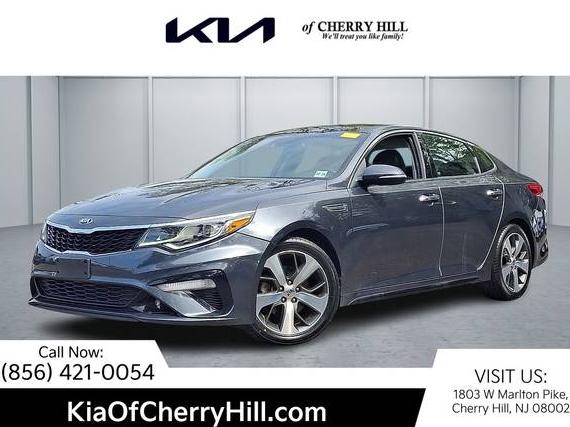 KIA OPTIMA 2019 5XXGT4L38KG376675 image
