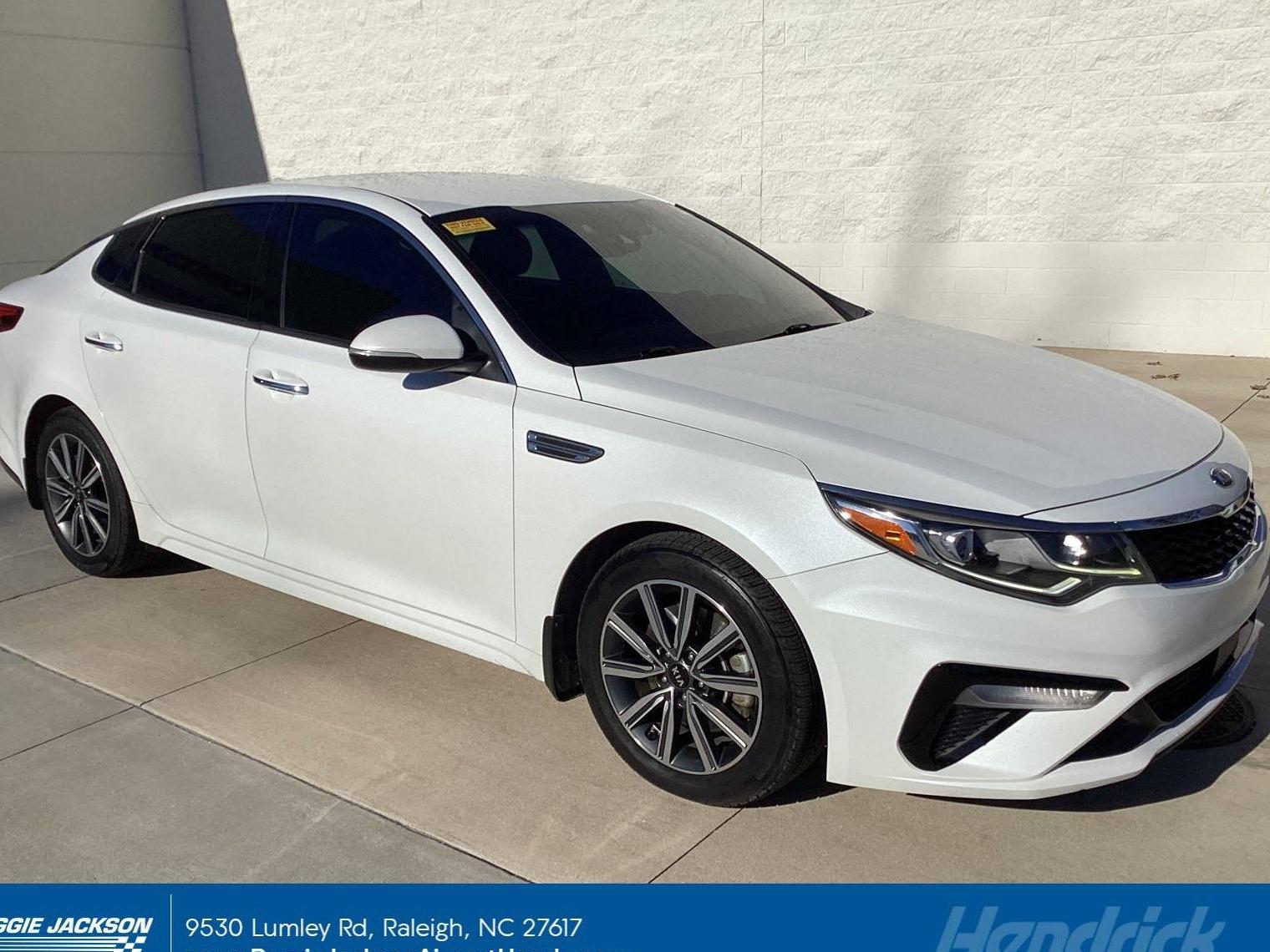 KIA OPTIMA 2019 5XXGU4L18KG316715 image