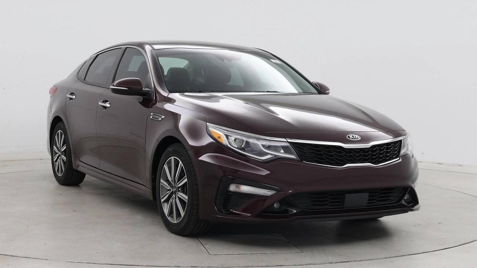 KIA OPTIMA 2019 5XXGU4L10KG286304 image