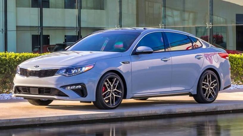 KIA OPTIMA 2019 5XXGT4L30KG317376 image