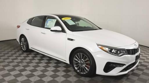 KIA OPTIMA 2019 5XXGV4L20KG380009 image