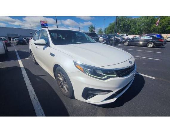 KIA OPTIMA 2019 5XXGT4L31KG324286 image KIA OPTIMA 2019 5XXGT4L31KG324286 image