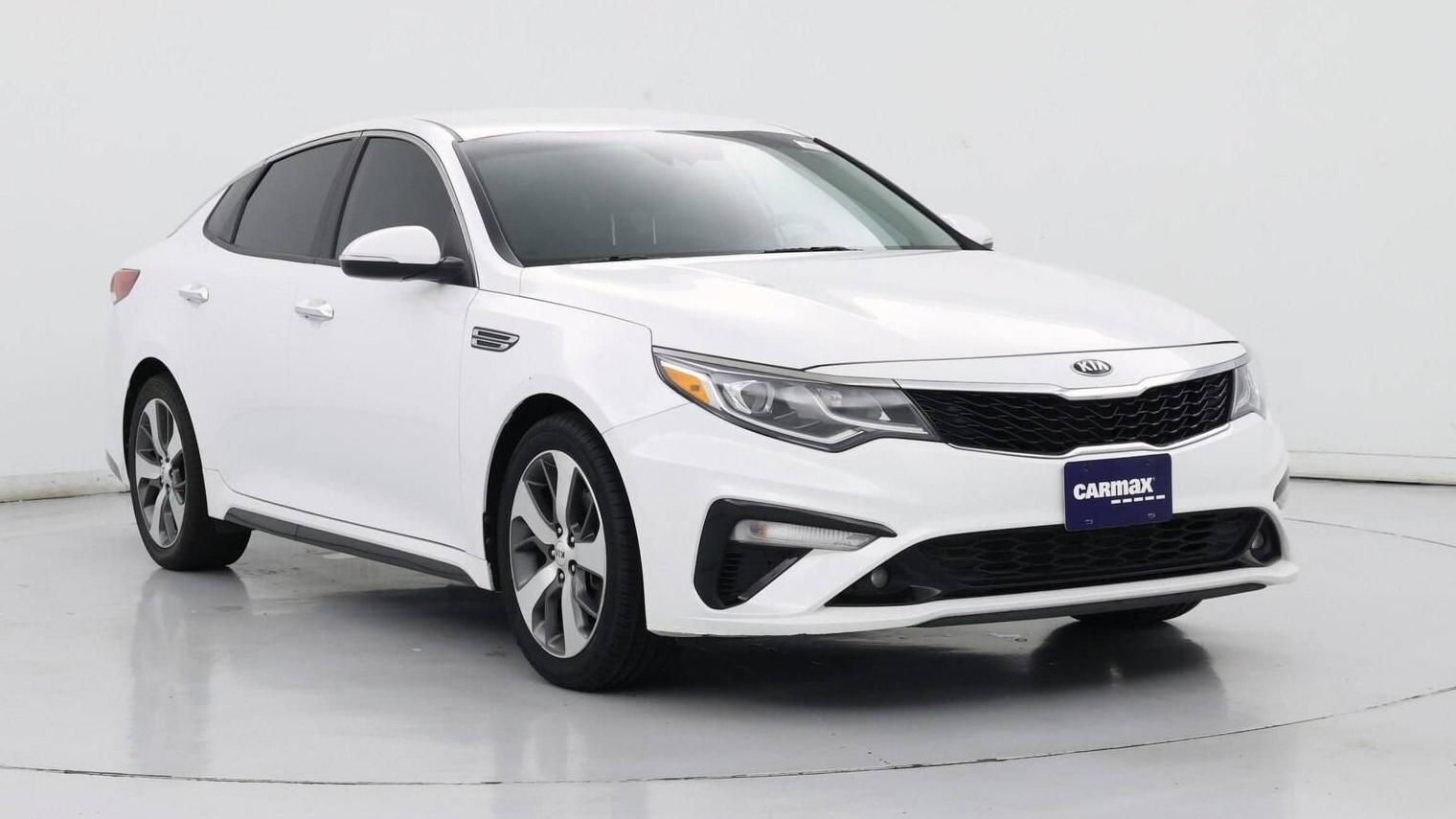 KIA OPTIMA 2019 5XXGT4L35KG358943 image