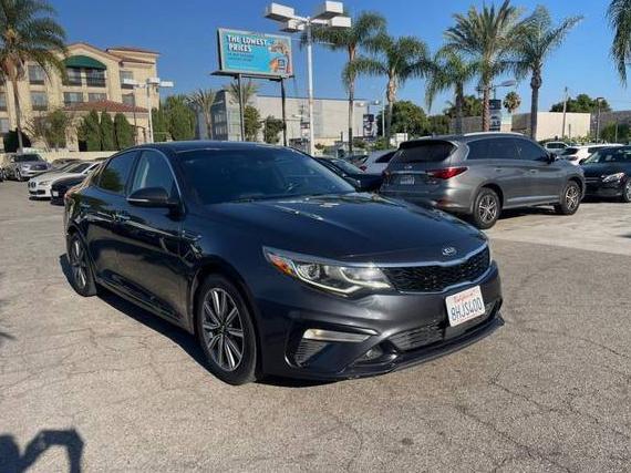 KIA OPTIMA 2019 5XXGU4L10KG298243 image