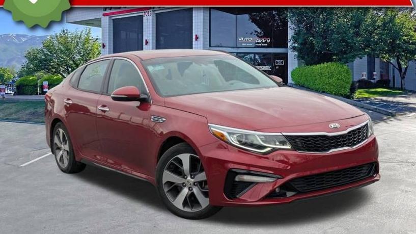 KIA OPTIMA 2019 5XXGT4L32KG327973 image