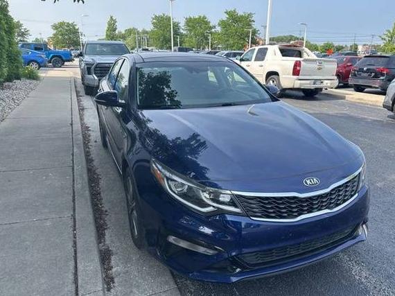 KIA OPTIMA 2019 5XXGT4L30KG301954 image