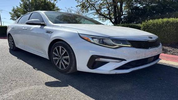 KIA OPTIMA 2019 5XXGU4L17KG307696 image