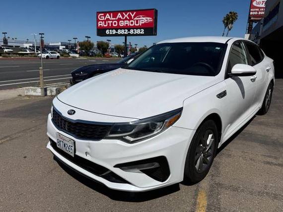 KIA OPTIMA 2019 5XXGT4L31KG335305 image