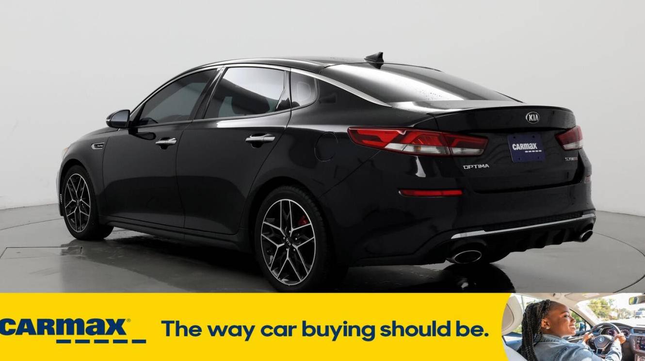 KIA OPTIMA 2019 5XXGW4L22KG379912 image