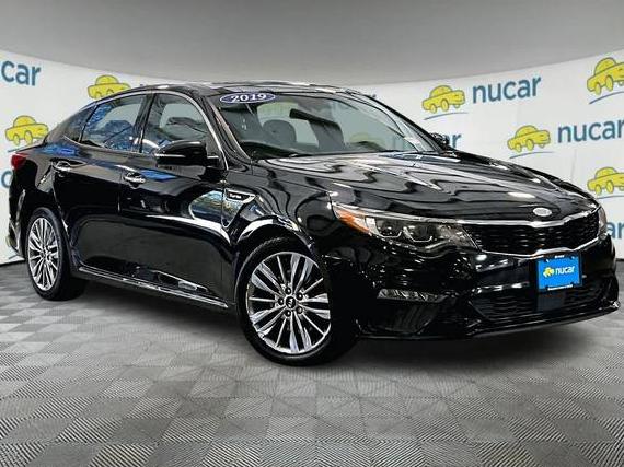 KIA OPTIMA 2019 5XXGV4L20KG330193 image KIA OPTIMA 2019 5XXGV4L20KG330193 image