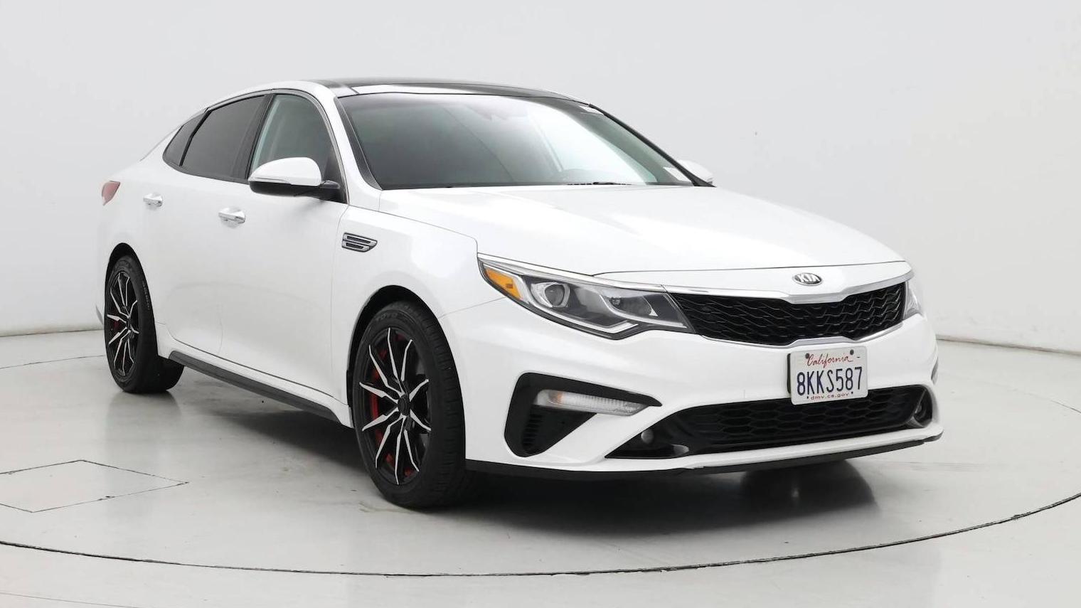 KIA OPTIMA 2019 5XXGT4L35KG362619 image