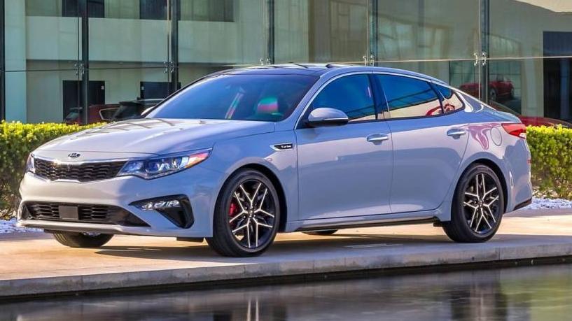 KIA OPTIMA 2019 5XXGT4L30KG331939 image