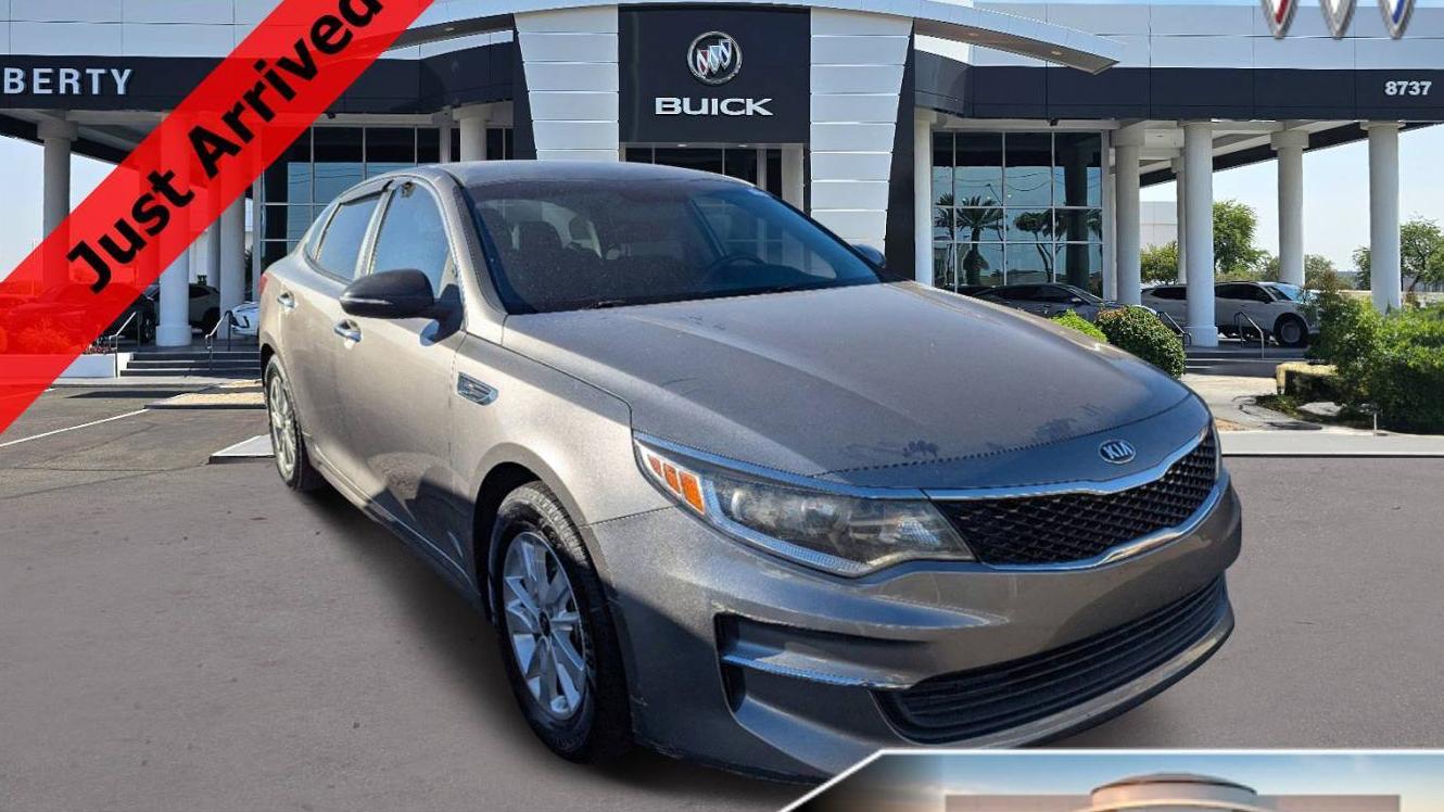 KIA OPTIMA 2018 5XXGT4L31JG195478 image