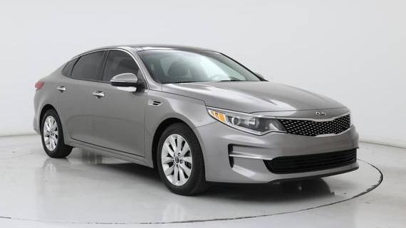 KIA OPTIMA 2018 5XXGU4L35JG200565 image